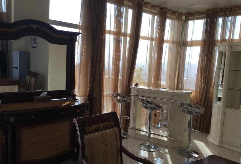 Presidentiële Suite, Lemigo