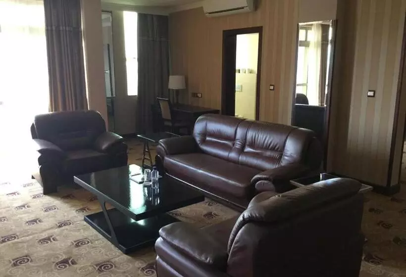 آپارتمان اجرایی 1 خوابه, Lemigo