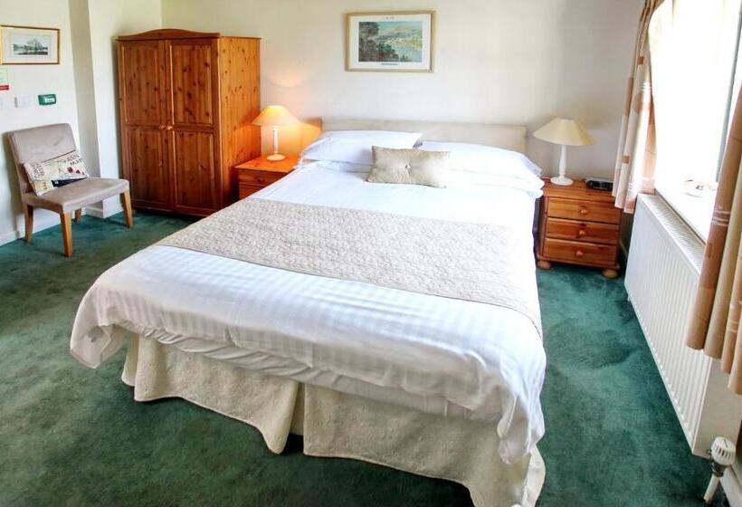 标准间, The Potters Arms