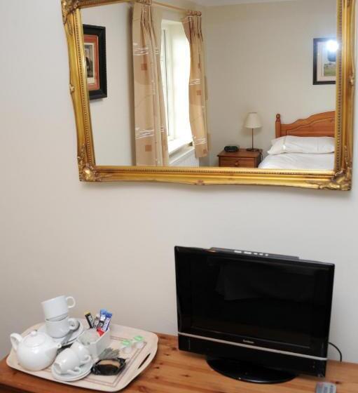 标准间, The Potters Arms