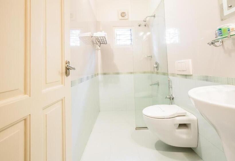 Quarto superior, Tissa's Inn