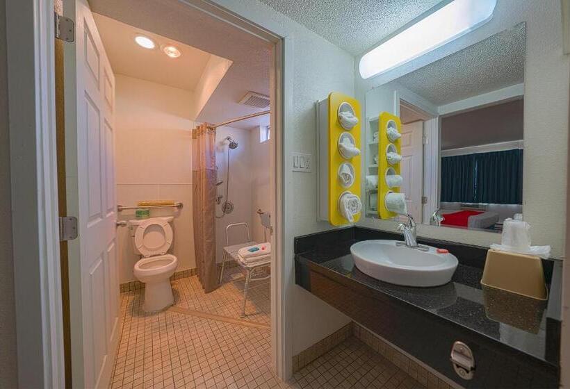 身障者適用スタンダードルーム, Motel 6saint Helens, Or