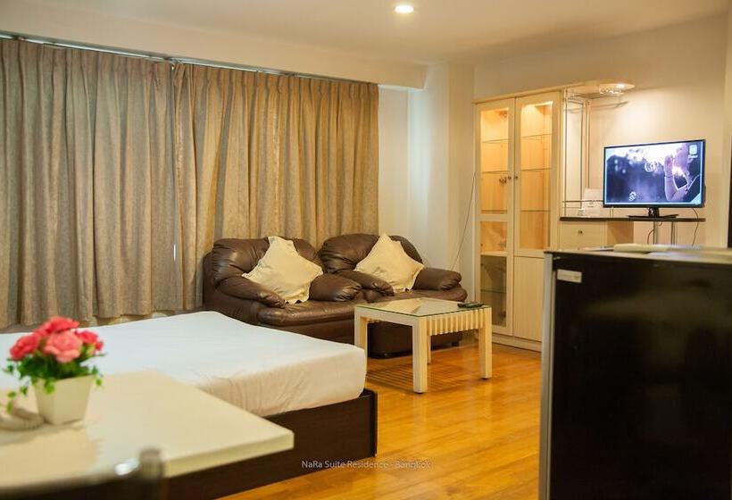 Escritório Superior, Nara Suite Residence Bangkok