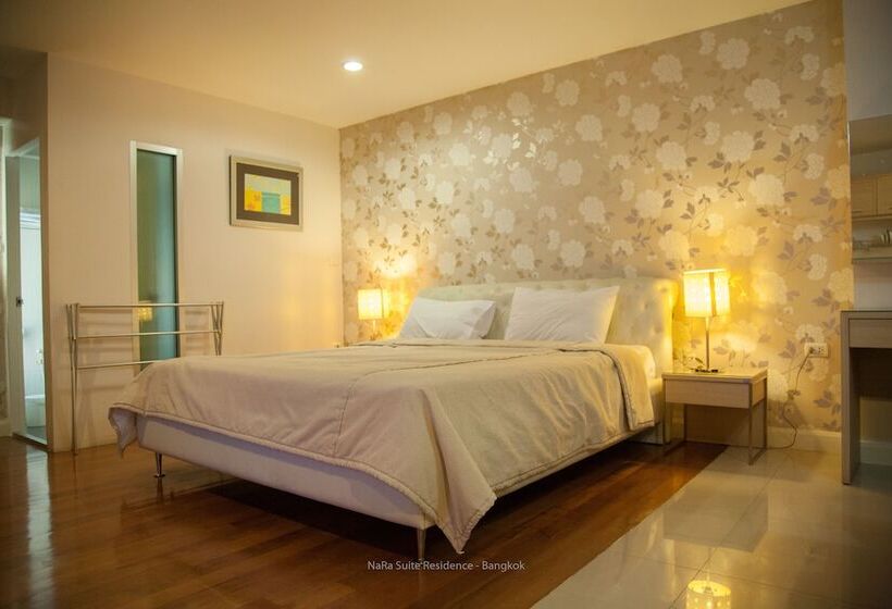 Escritório Superior, Nara Suite Residence Bangkok