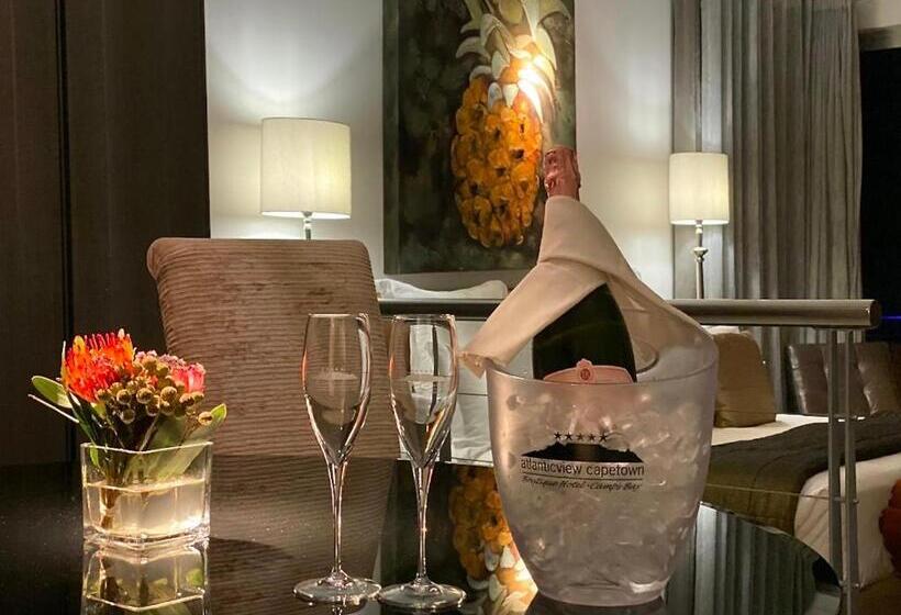 Deluxe Suite Sea View, Atlanticview Cape Town Boutique