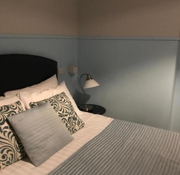 스탠다드 룸, The Aldwick