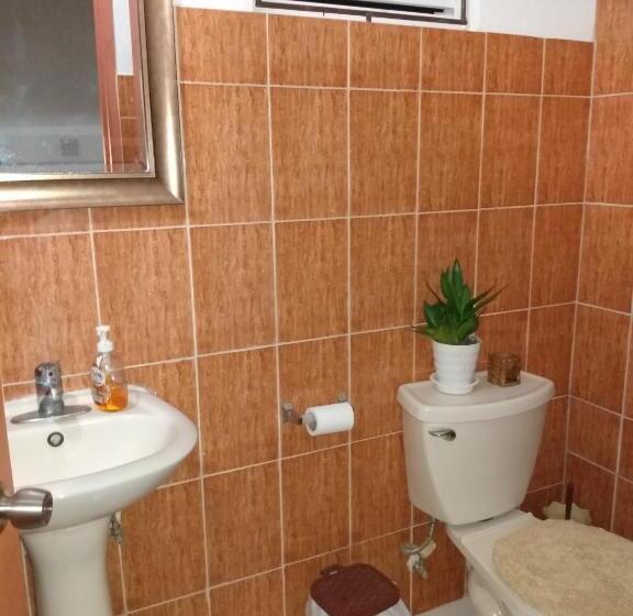 اتاق استاندارد, G S Nest Bed And Breakfast