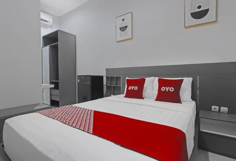 Номер Deluxe, Capital O 92105 A Shanti Inn