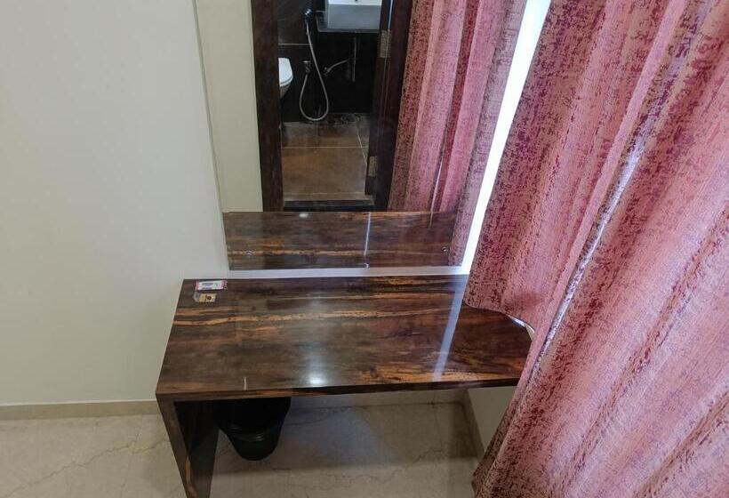 חדר סטנדרט יחיד, New Srs