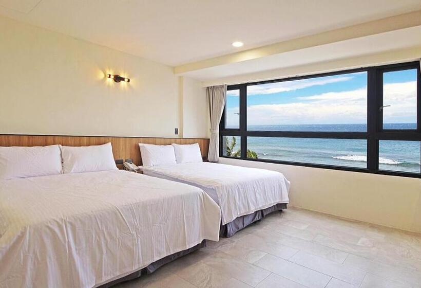 اتاق استاندارد چهار تخته با چشمانداز دریا, Smile Ocean Homestay