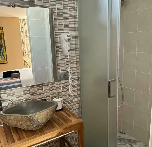 اتاق استاندارد با چشمانداز استخر, Orietta Residencial
