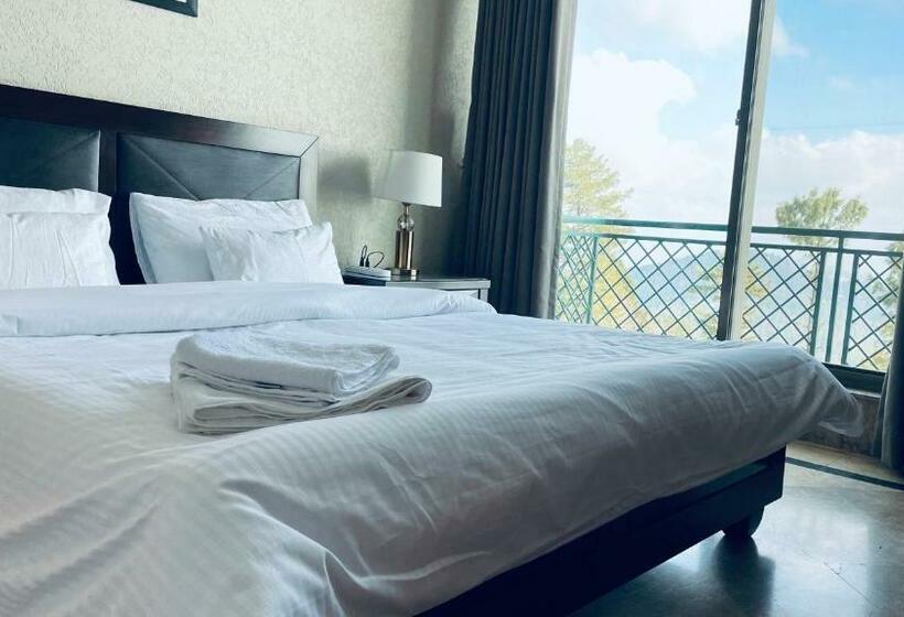 سوییت با چشمانداز کوه, White House Cottages