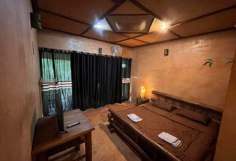 Номер Deluxe с Балконом, Akha River House Cr