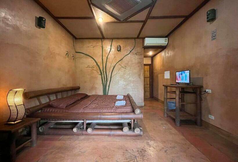 Номер Deluxe с Балконом, Akha River House Cr