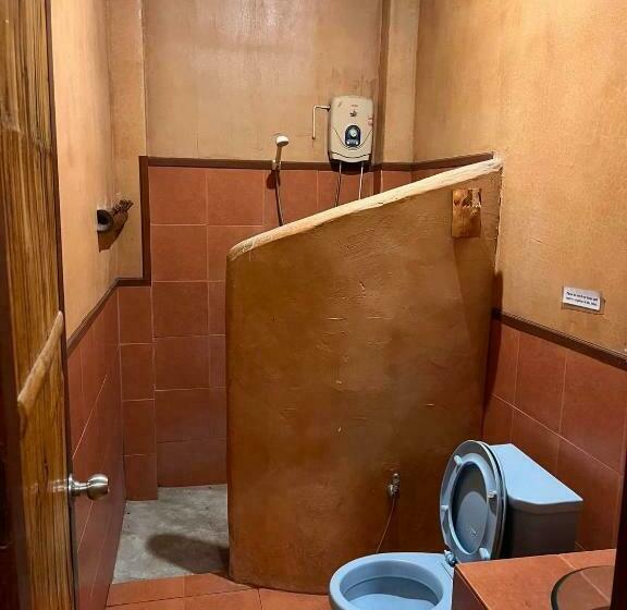 Номер Deluxe с Балконом, Akha River House Cr