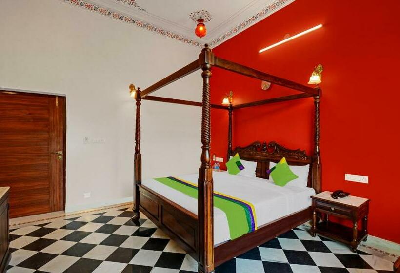 Camera Deluxe, Karohi Villa