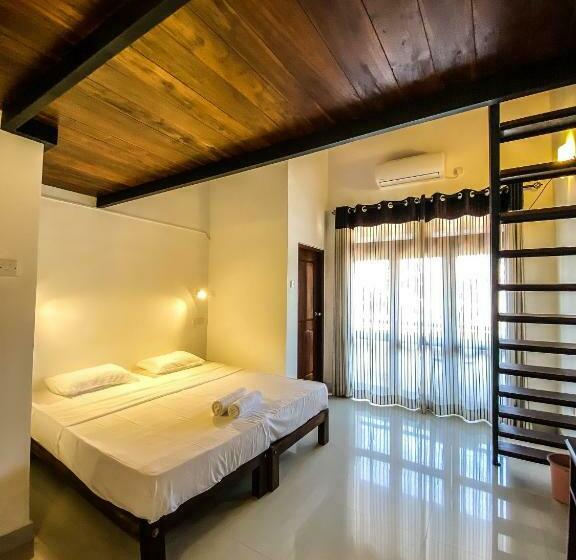 디럭스 룸, Thisara Villas