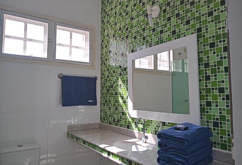 חדר סטנדרט לארבעה, Vista Mar Suítes