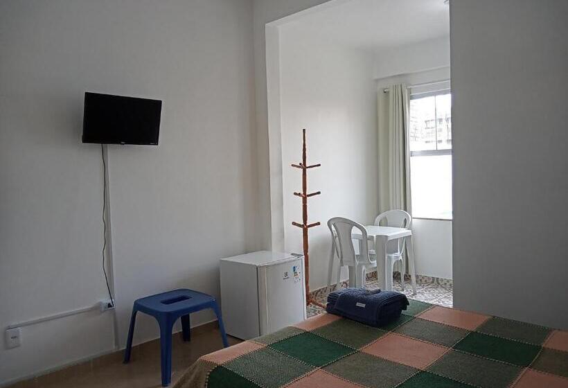 חדר סטנדרט לשלושה עם נוף לבריכה, Vista Mar Suítes