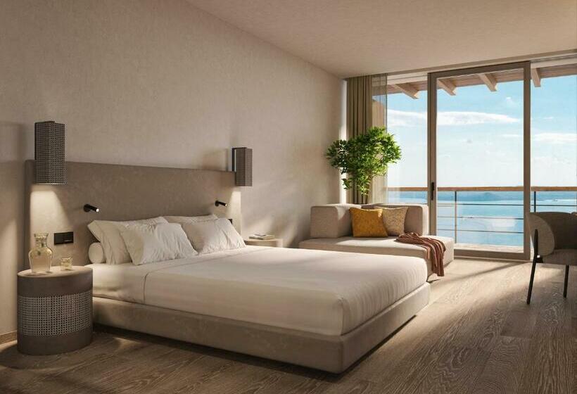 جناح جونيور, Cape Of Senses