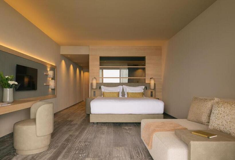 جناح, Cape Of Senses