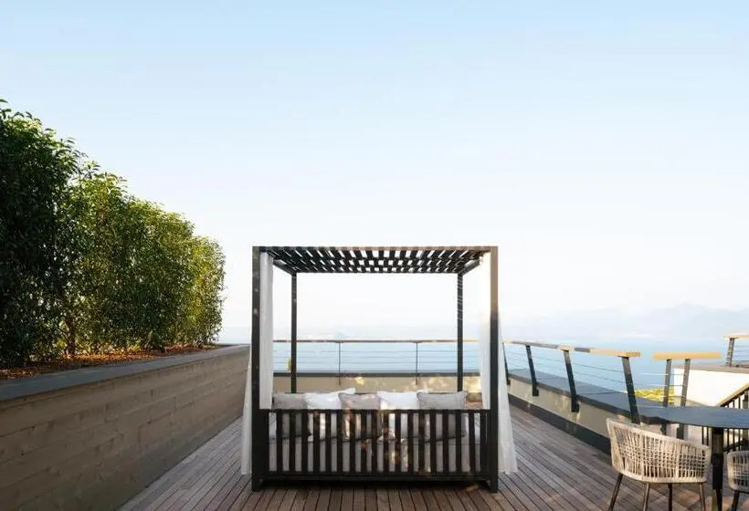 Sviitti Poreallas, Cape Of Senses