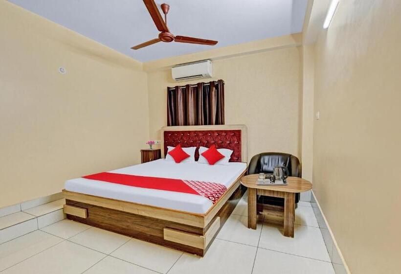 غرفة كلاسيكية ثلاثية, Flagship Sri Jagarnath Banquet &