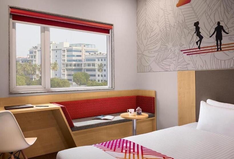 Chambre Deluxe Lit Queen Size, Ginger Chennai Omr