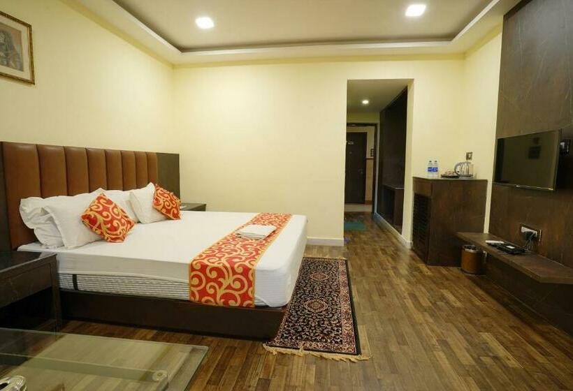 디럭스 룸, Tourist Inn By Sagar