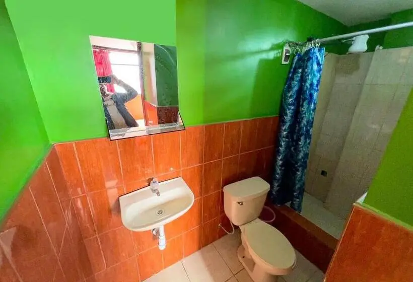 اتاق استاندارد, Tony Montaña B&b
