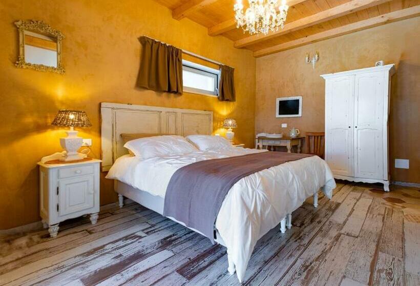 اتاق استاندارد, Aria Di Bosco