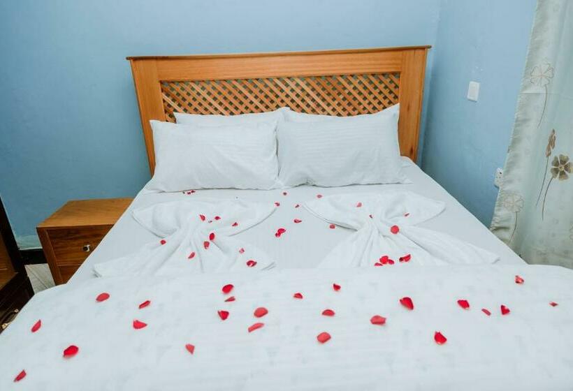 اتاق لوکس, Kisanga Homestay