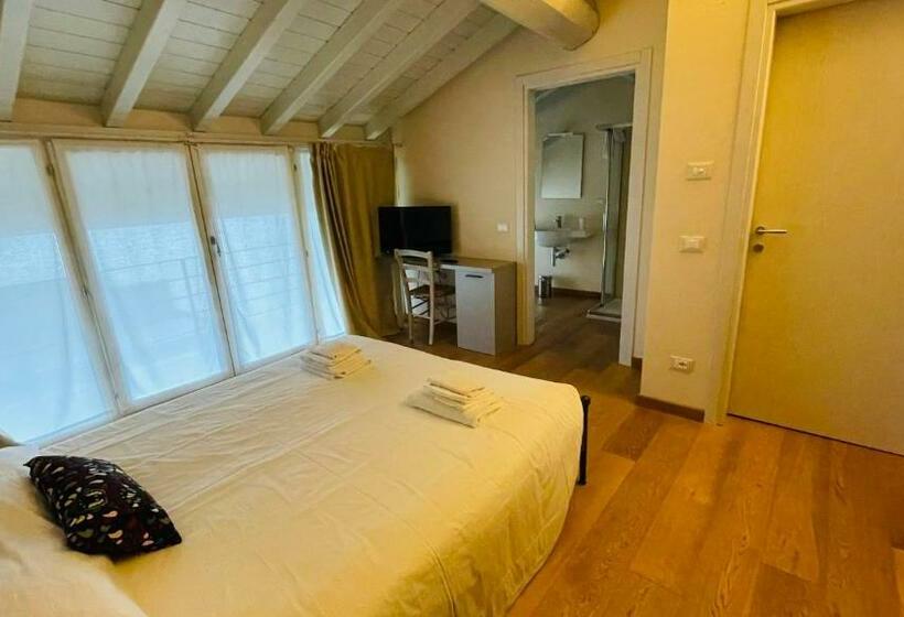 غرفة سوبيريور, Relais La Rocca Solferino