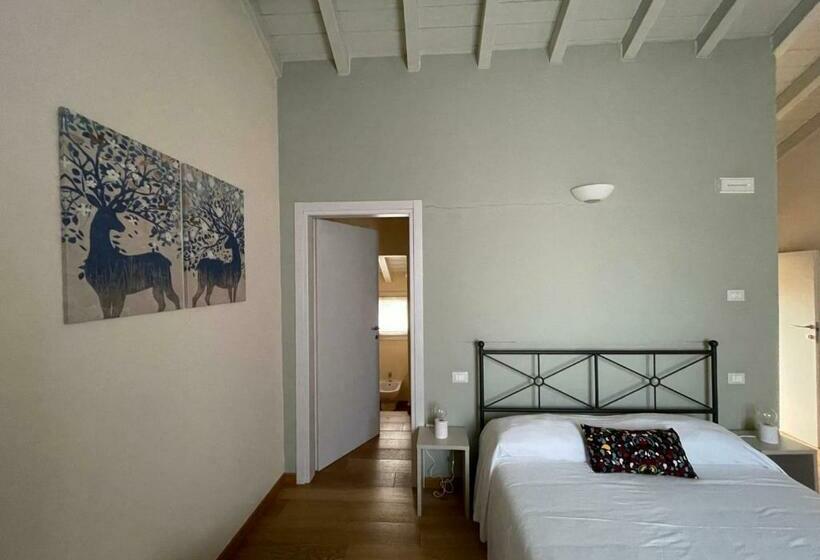 غرفة سوبيريور ثلاثية, Relais La Rocca Solferino