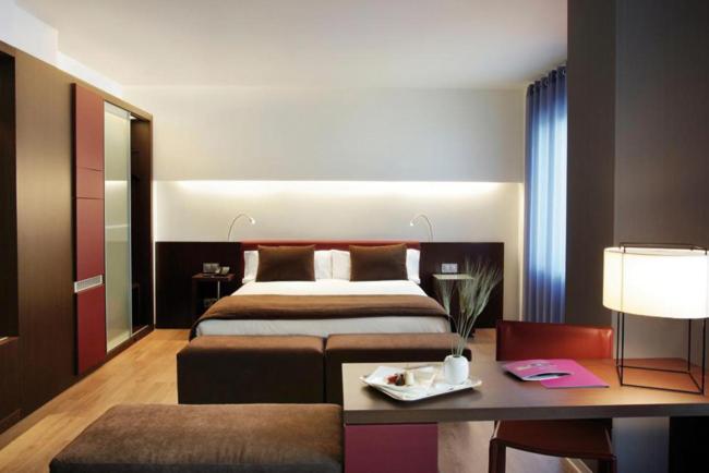 غرفة سوبيريور, Zarathustra