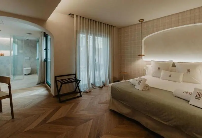 سوئیت جونیور با تراس, Petit Luxe