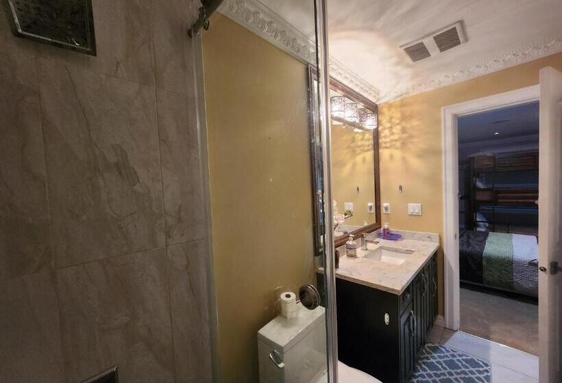 ファミリールーム, Empress Palace