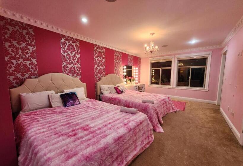 スーペリアースイート, Empress Palace