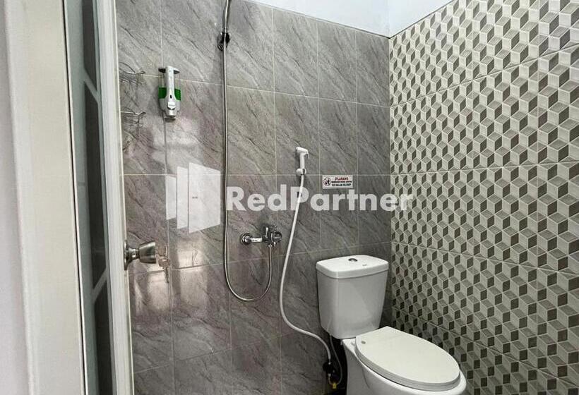 デラックスルーム, N3 Syariah Near Stasiun Tegal Mitra Reddoorz