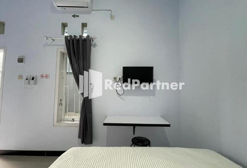 デラックスルーム, N3 Syariah Near Stasiun Tegal Mitra Reddoorz