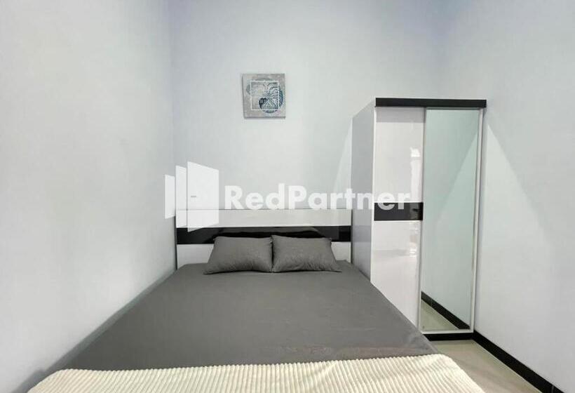 Номер Deluxe, N3 Syariah Near Stasiun Tegal Mitra Reddoorz