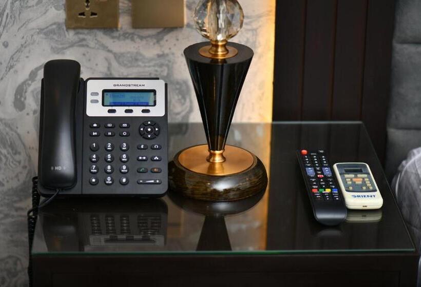 اتاق استاندارد با تخت بزرگ, Royal Regency