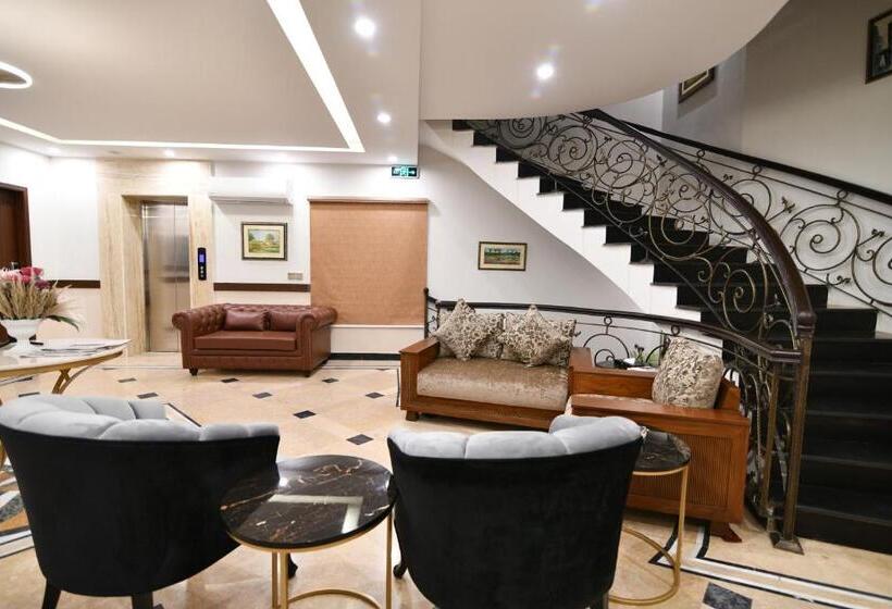 اتاق استاندارد یک نفره, Royal Regency