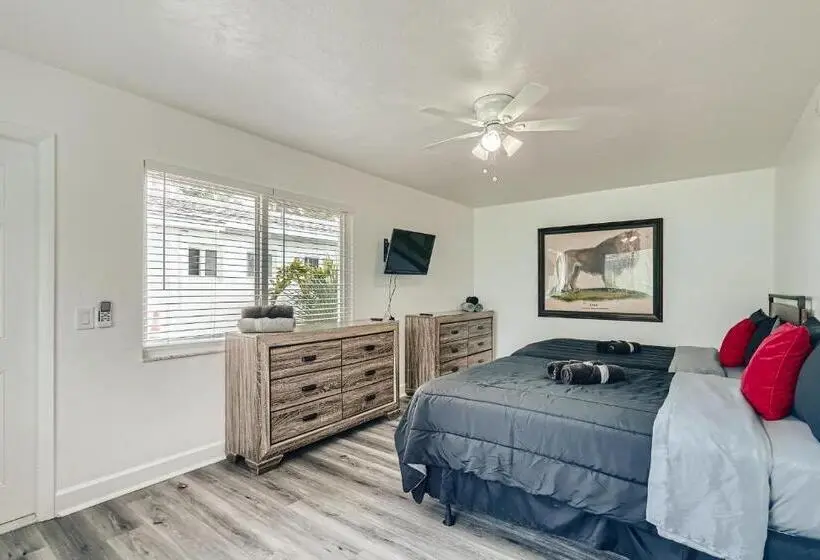 １階の１ベッドルームアパートメント, Singer Island Stunner 2 Br