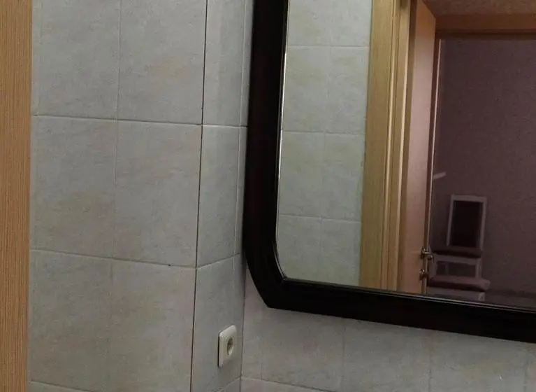 اتاق استاندارد یک نفره, гостиница ,,меркурий и к,