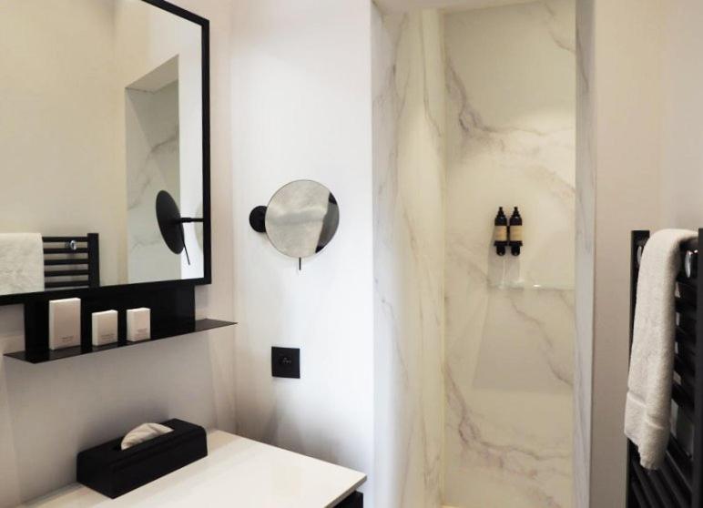 Номер Стандарт, Comic Art