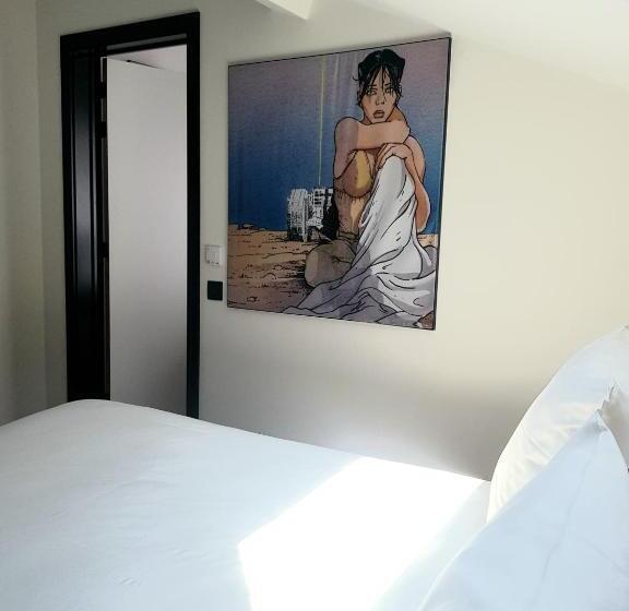 Семейный Номер, Comic Art