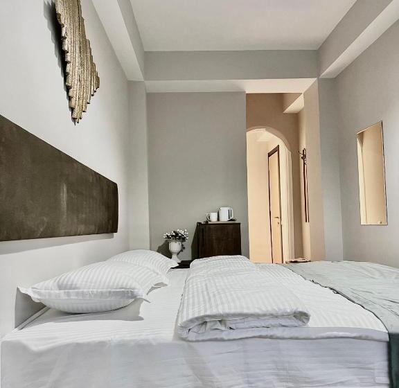 اتاق اکونومی, Gabata Inn