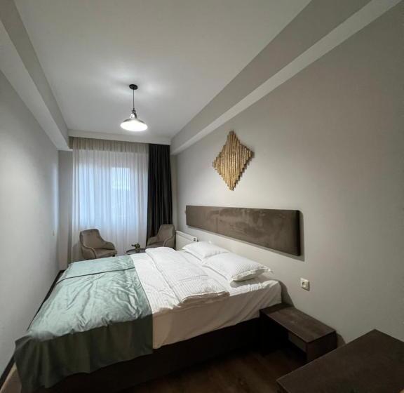 اتاق اکونومی, Gabata Inn