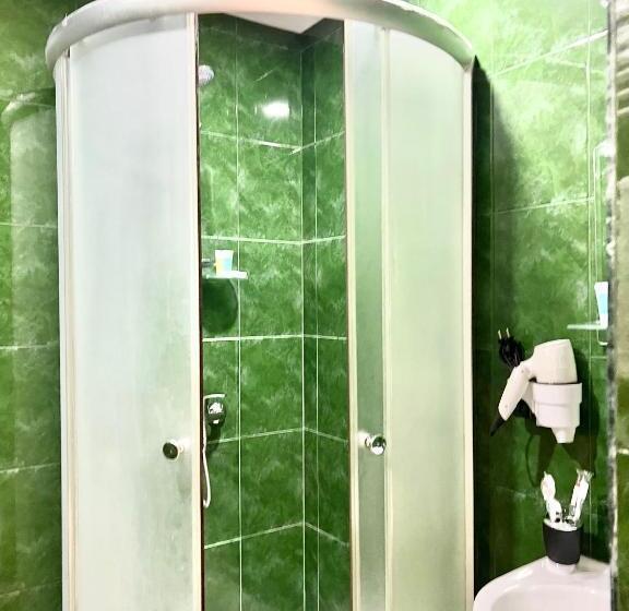 اتاق سوپریور سه تخته, Gabata Inn